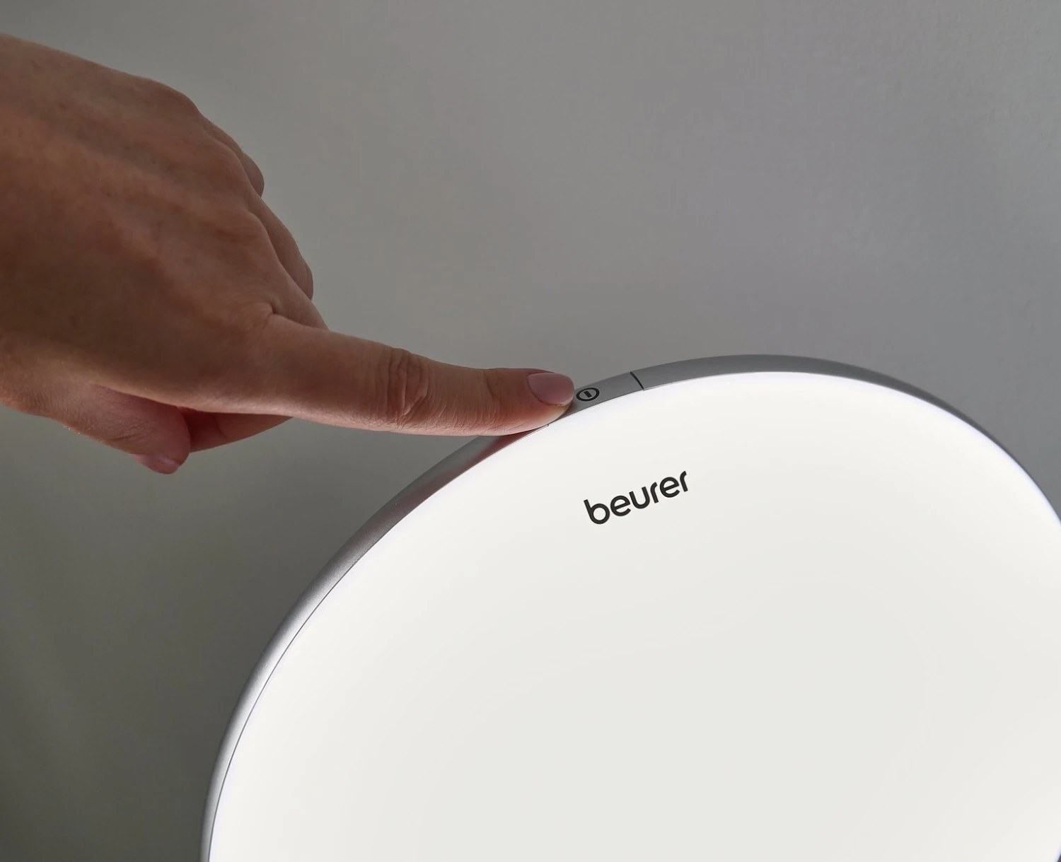 Beurer TL50 Sad Therapy Lux Light - White 5 Beurer TL50 Sad Therapy Lux Light - White - Image 3