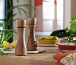 Habitat Global Wooden Salt And Pepper Grinder - Natural 6 Habitat Global Wooden Salt And Pepper Grinder - Natural -Bedding Promotion Store 1178900 R Z001C