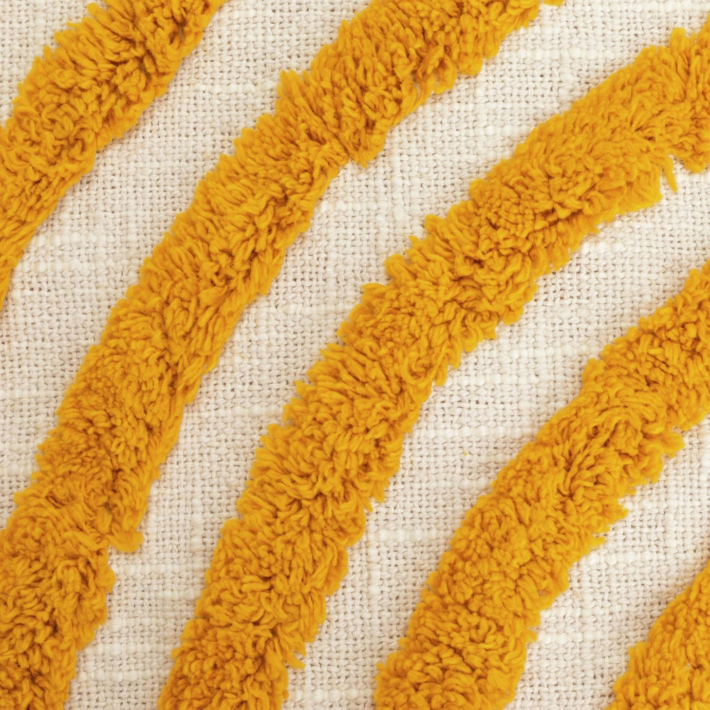 Habitat Geo Tufted Throw - White & Yellow - 125x150cm 5 Habitat Geo Tufted Throw - White & Yellow - 125x150cm - Image 3