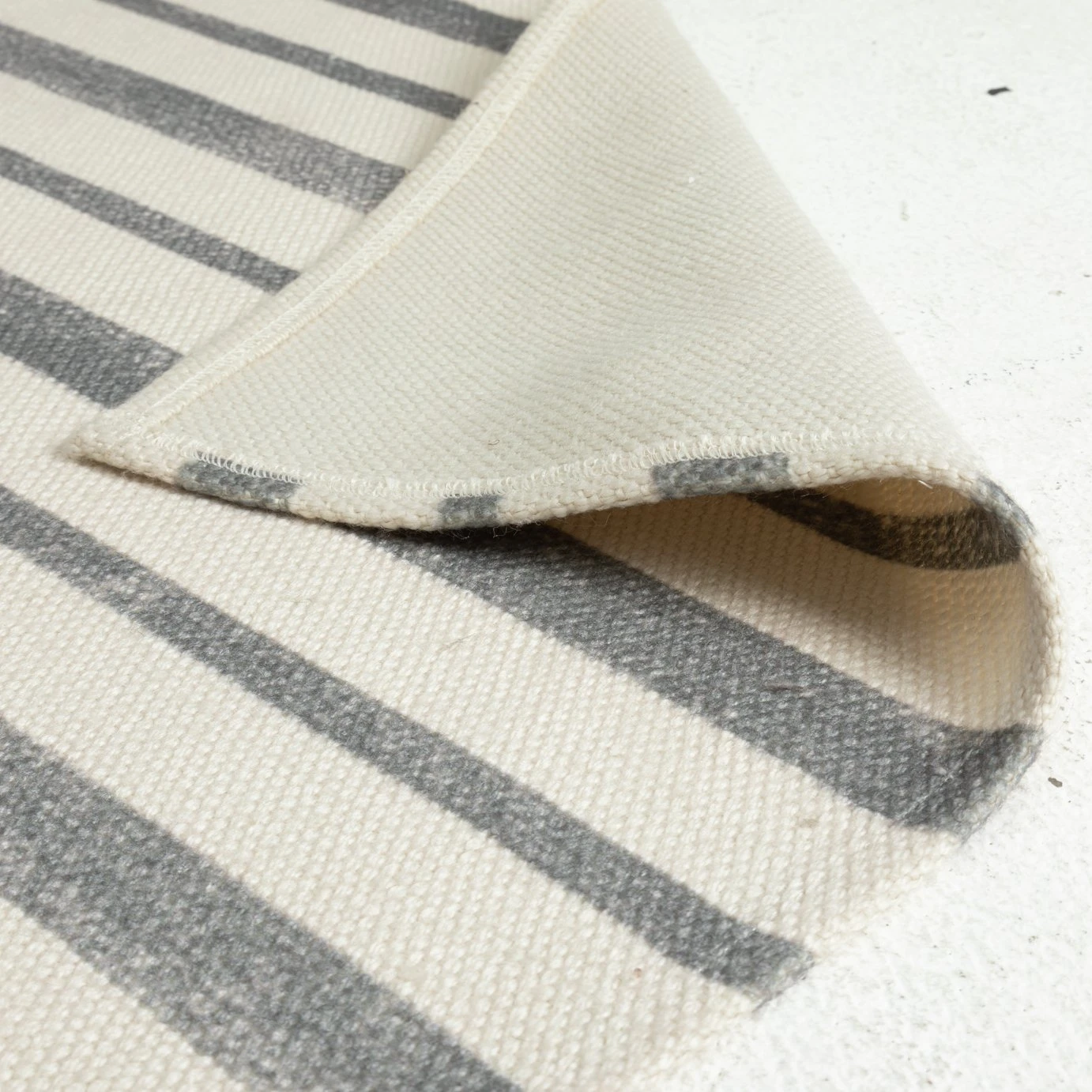 Habitat Grey Stripe Outdoor Rug 7 Habitat Grey Stripe Outdoor Rug - Image 5