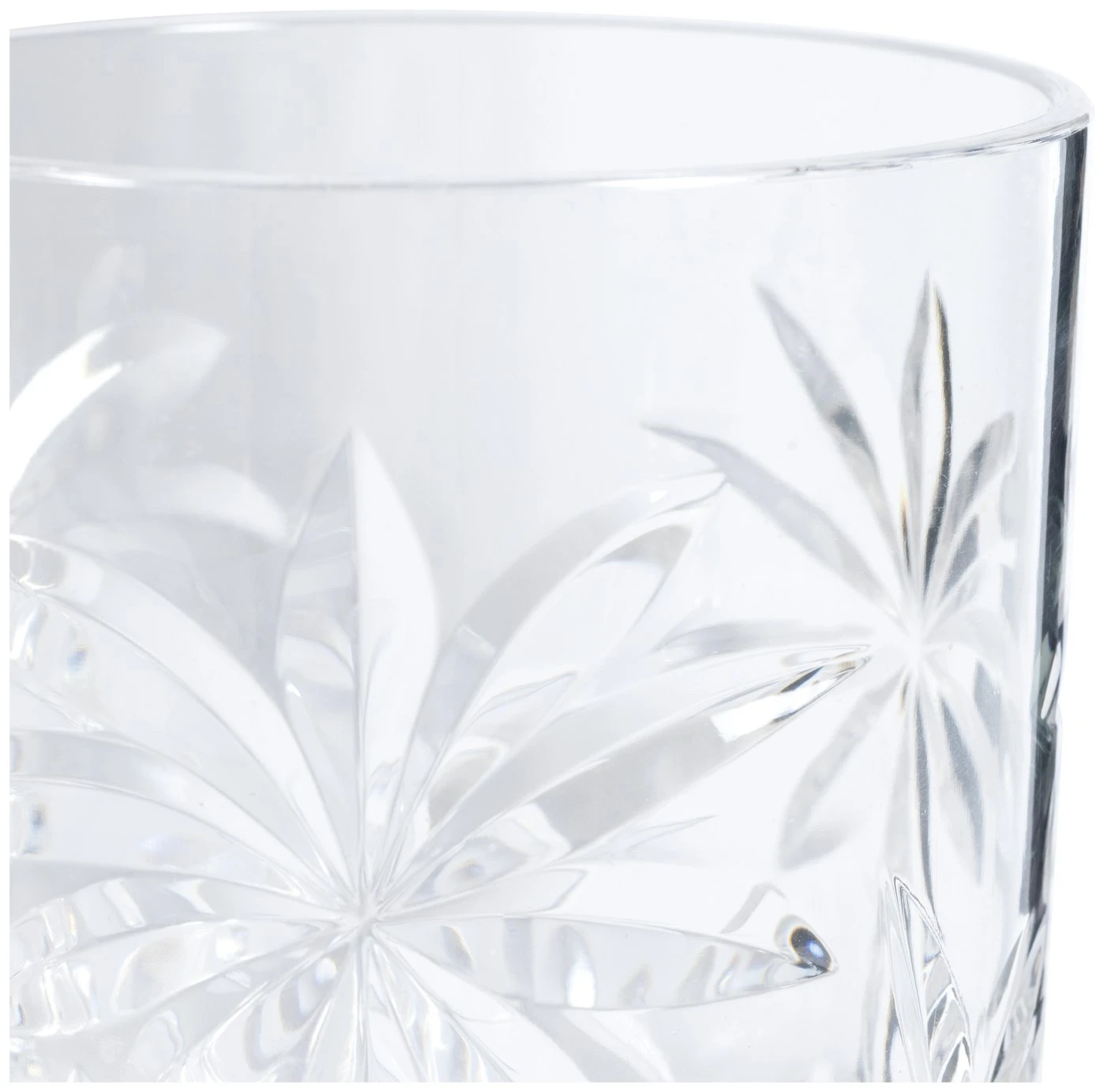 Habitat Palm Design Transparent Wine Glass - Pack Of 4 4 Habitat Palm Design Transparent Wine Glass - Pack Of 4 - Image 2