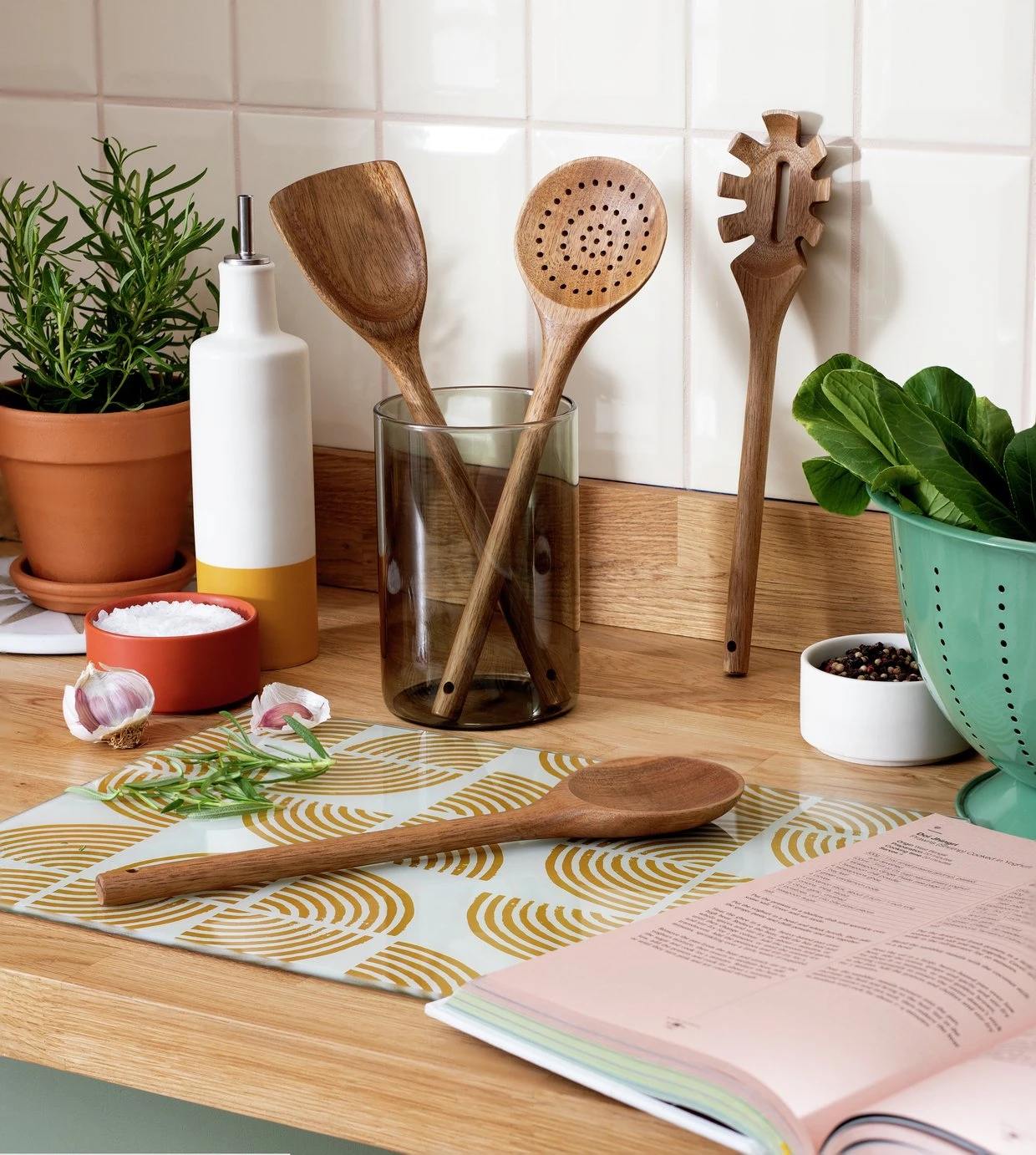 Habitat Global 4 Piece Wooden Utensils Set - Natural 4 Habitat Global 4 Piece Wooden Utensils Set - Natural - Image 2