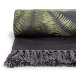 Habitat Graphic Palm Printed Throw - Black - 125X150cm 9 Habitat Graphic Palm Printed Throw - Black - 125X150cm -Bedding Promotion Store 2067869 R Z002A