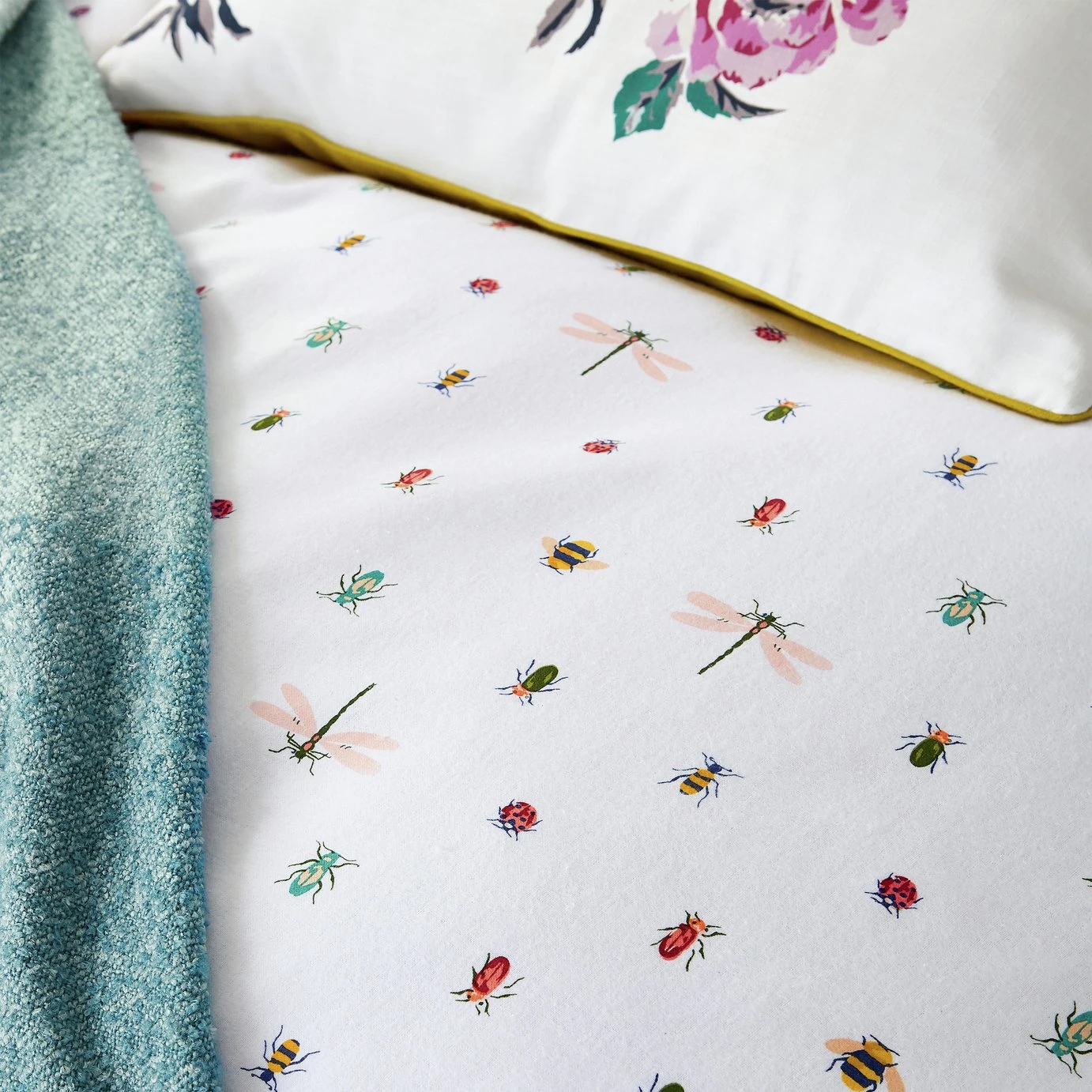 Joules Cotton Botanical Bugs White Bedding Set - Single 4 Joules Cotton Botanical Bugs White Bedding Set - Single - Image 2
