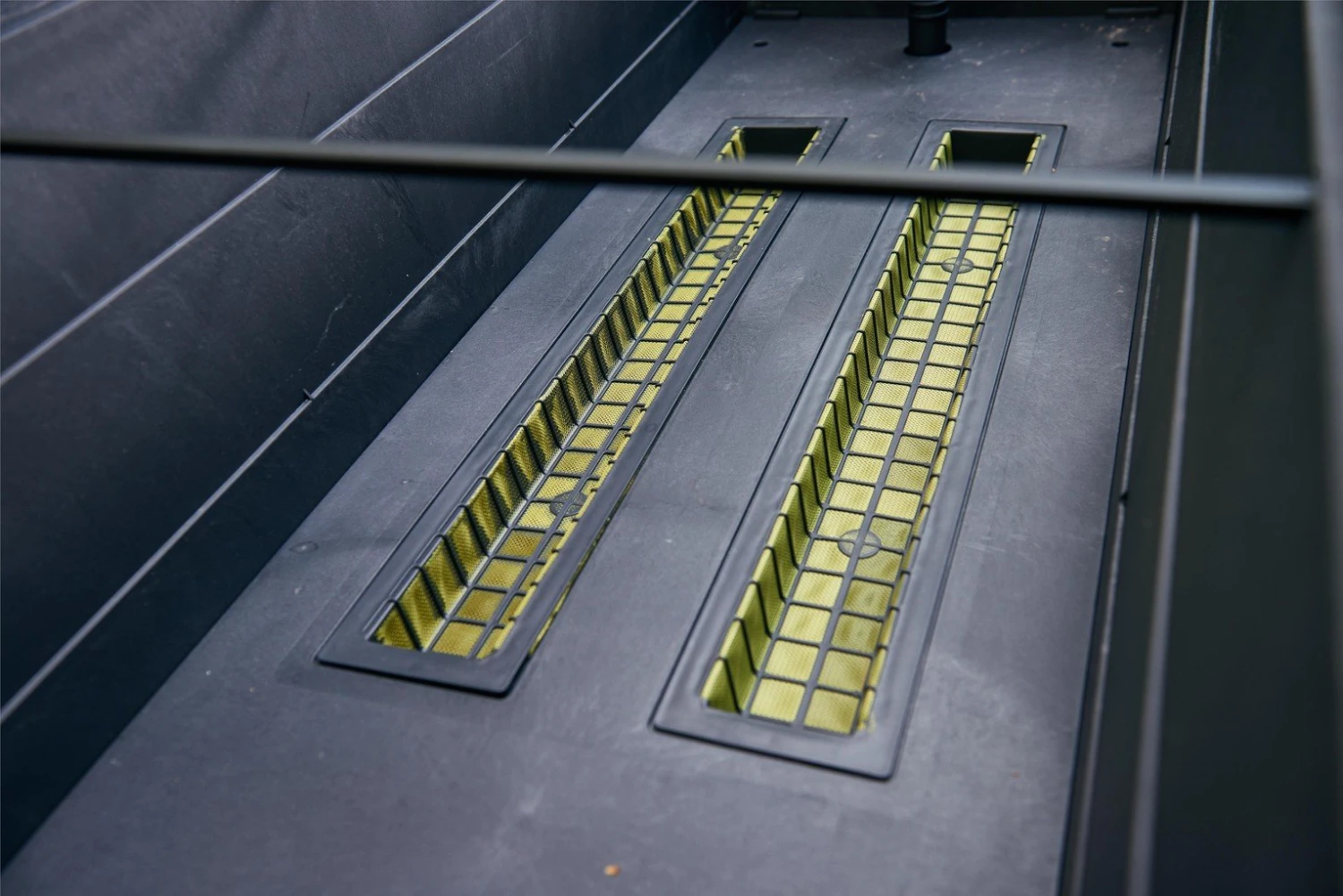 Keter Urban Bloomer Resin Garden Bed 10 Keter Urban Bloomer Resin Garden Bed - Image 8