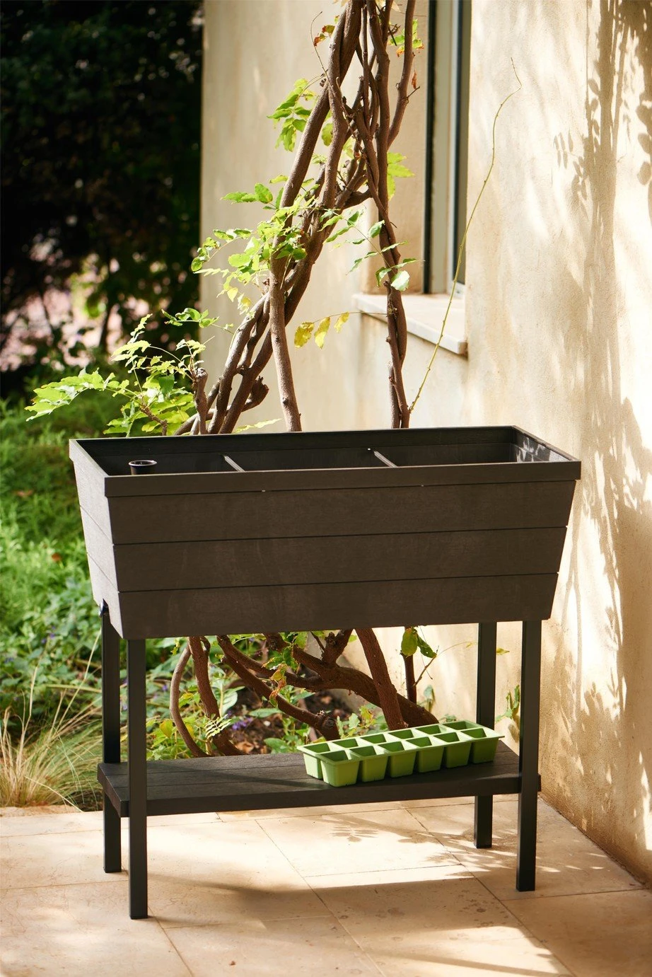 Keter Urban Bloomer Resin Garden Bed 11 Keter Urban Bloomer Resin Garden Bed - Image 9