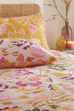 Furn Protea Abstract Floral Pink Bedding Set - Single 8 Furn Protea Abstract Floral Pink Bedding Set - Single -Bedding Promotion Store 3066577 R Z003A