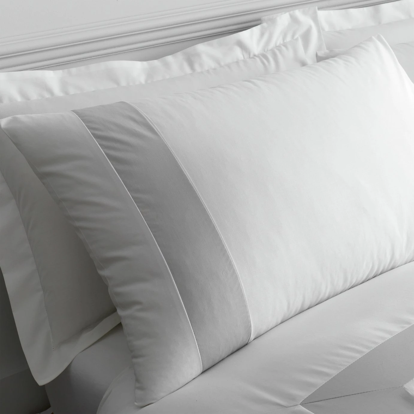 Bianca Cotton 180 TC Tailored White Bedding Set - Double 5 Bianca Cotton 180 TC Tailored White Bedding Set - Double - Image 3