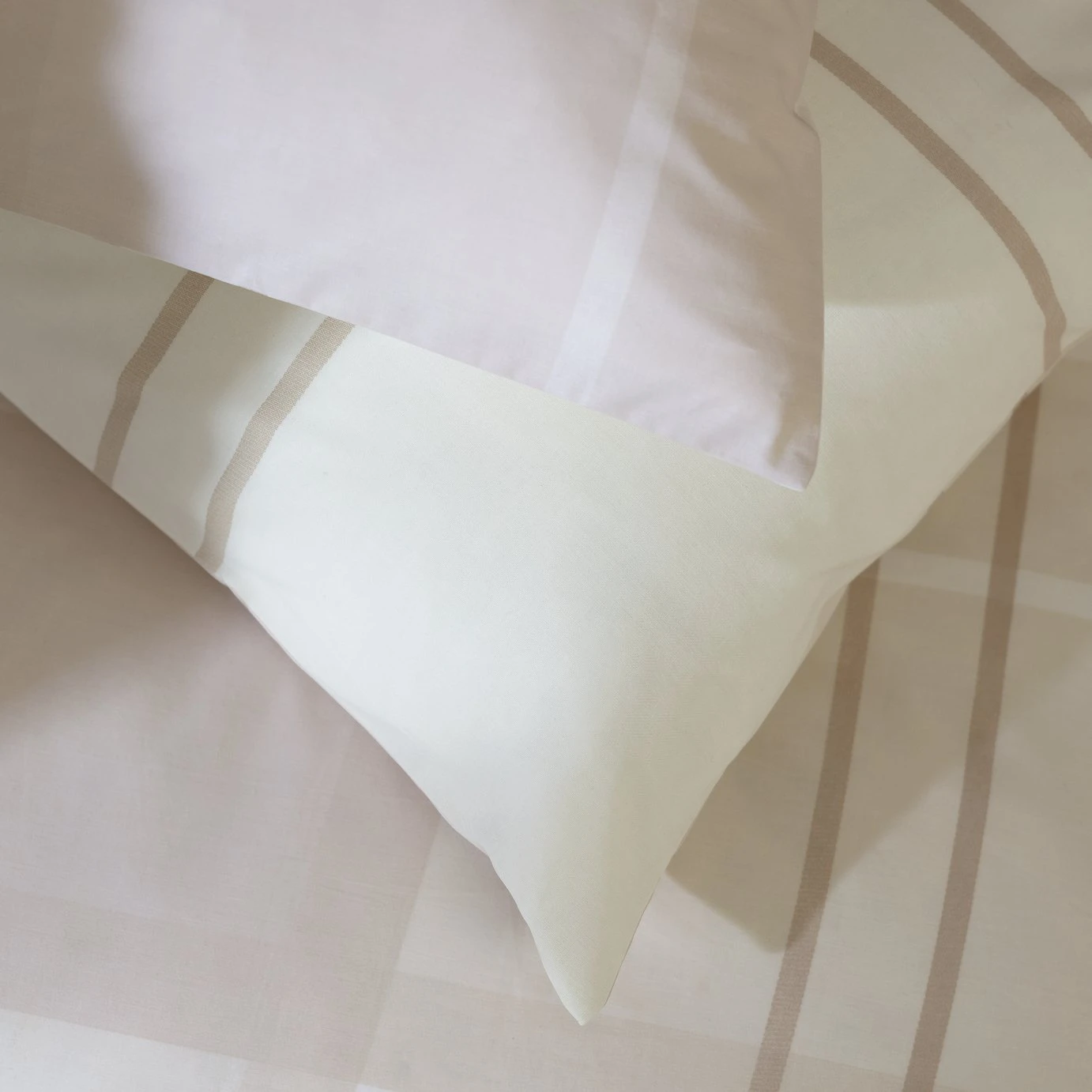 Habitat Check Neutral Bedding Set - Single 6 Habitat Check Neutral Bedding Set - Single - Image 4