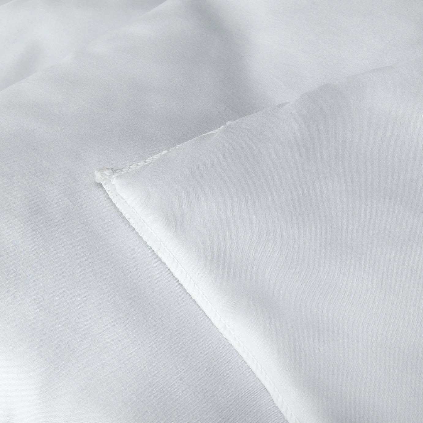 Habitat Supersoft Washable 4.5 Tog Duvet - Single 6 Habitat Supersoft Washable 4.5 Tog Duvet - Single - Image 4