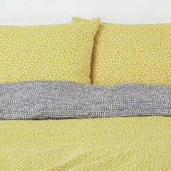 Habitat Betsy Yellow & White Reversible Bedding Set - Single -Bedding Promotion Store 9378623 R Z005A