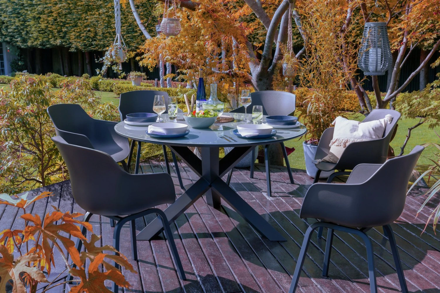 Habitat Aegaen 6 Seater Metal Patio Set - Grey 15 Habitat Aegaen 6 Seater Metal Patio Set - Grey - Image 13