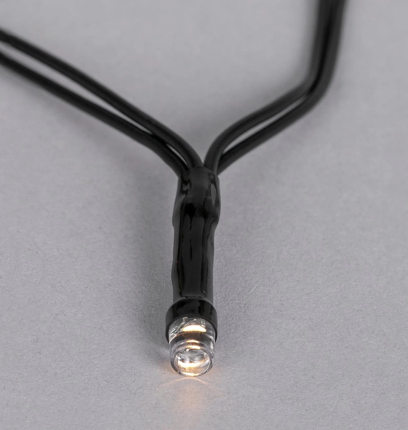 Habitat Warm White Solar LED Net Lights 4 Habitat Warm White Solar LED Net Lights - Image 2