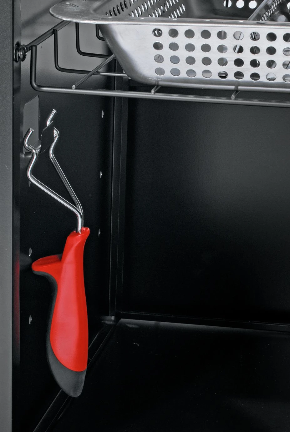 Char-Broil 2 Burner Gas And Charcoal BBQ 15 Char-Broil 2 Burner Gas And Charcoal BBQ - Image 13