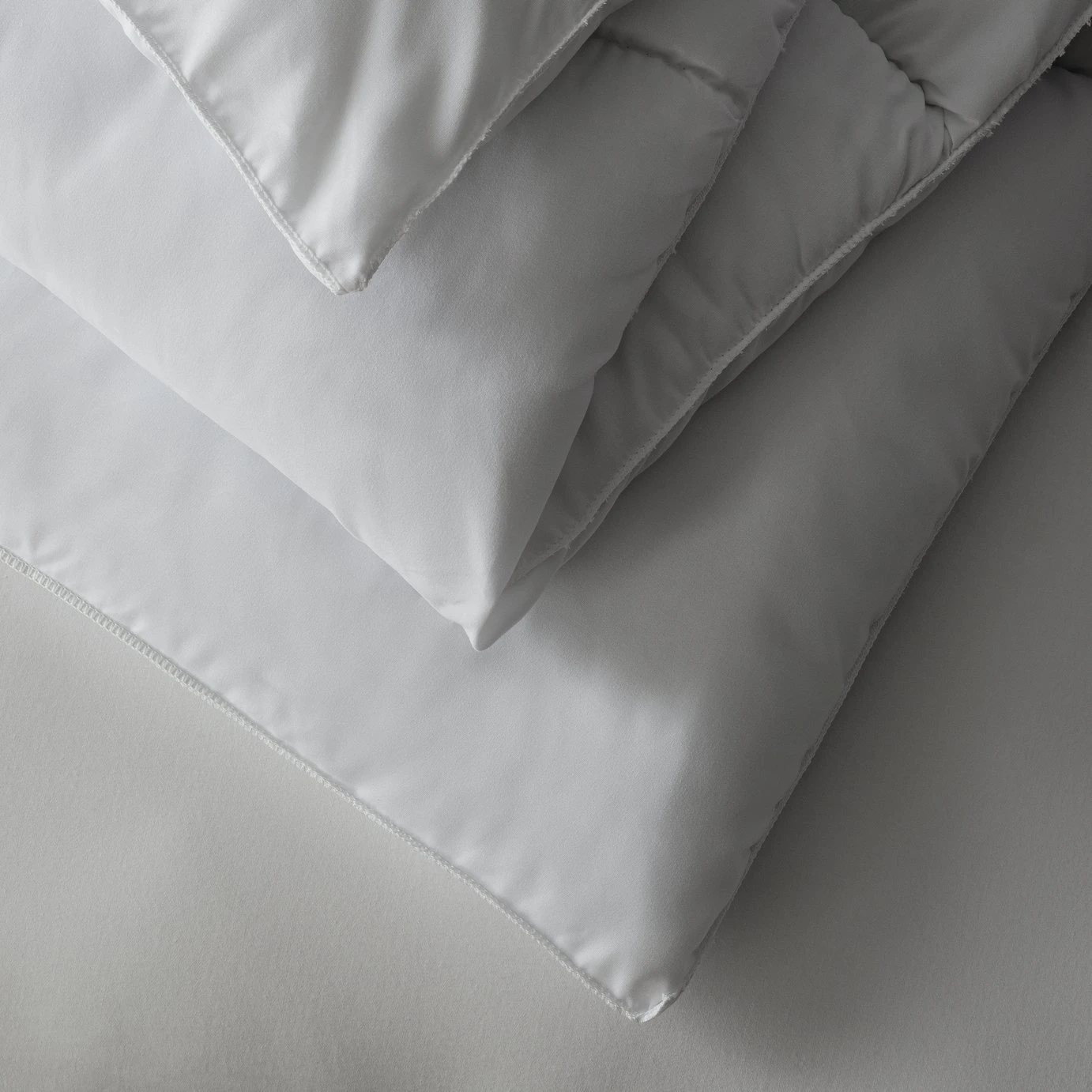 Habitat Supersoft Washable 7.5 Tog Duvet - Single 6 Habitat Supersoft Washable 7.5 Tog Duvet - Single - Image 4